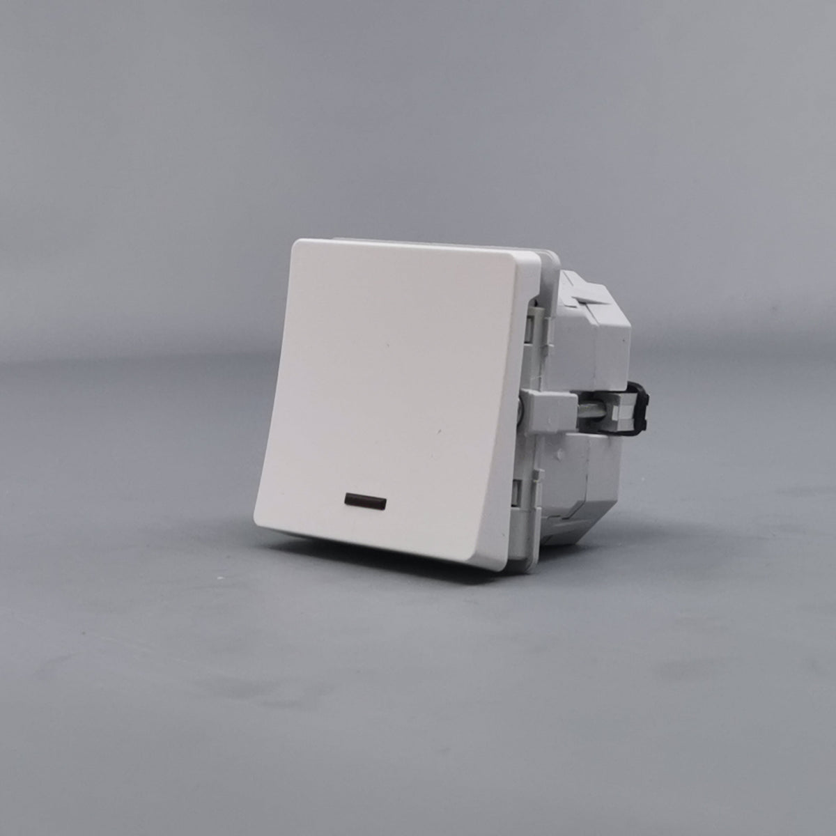 LK Fuga timer 1m 8A - hvid (360° frame 4)
