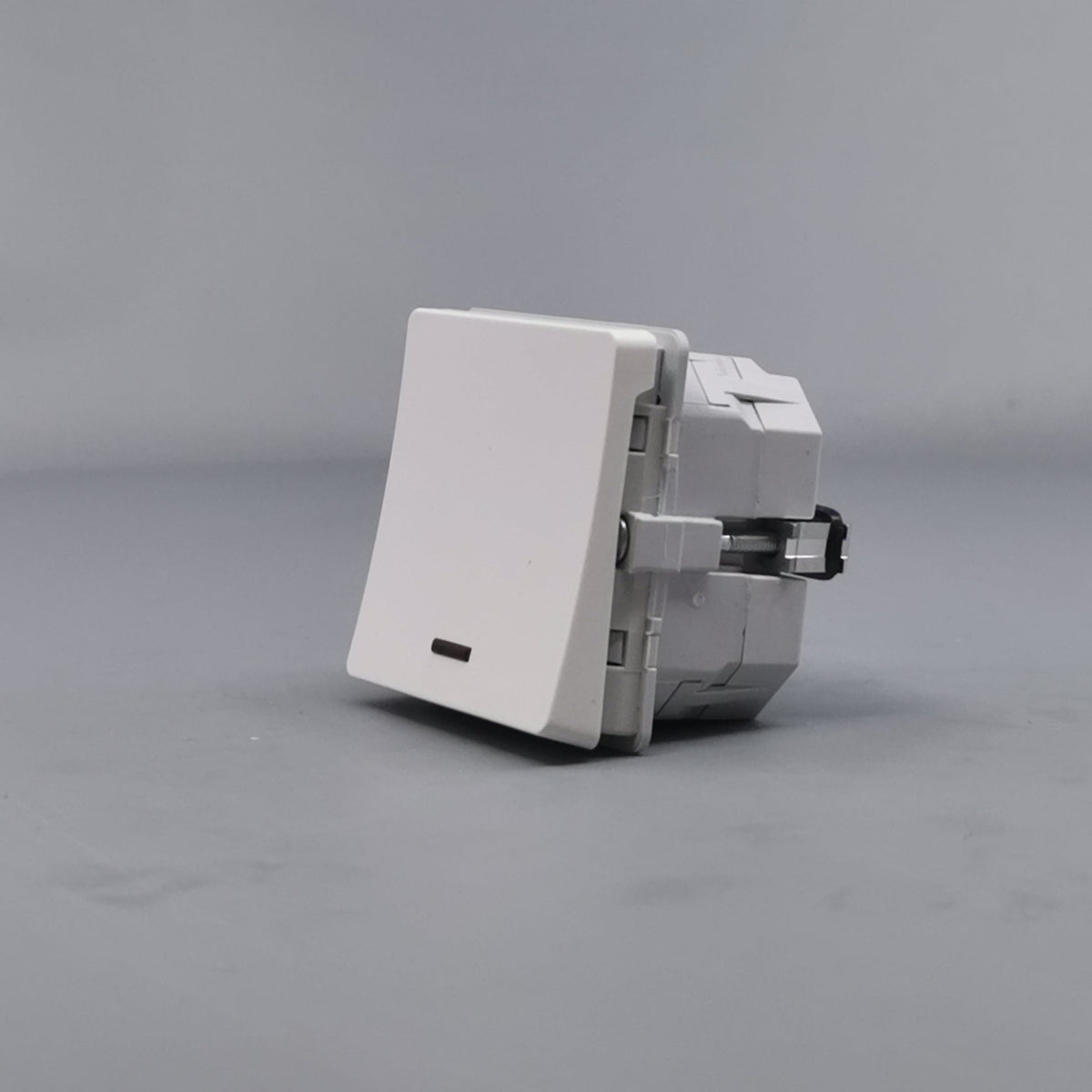 LK Fuga timer 1m 8A - hvid (360° frame 5)