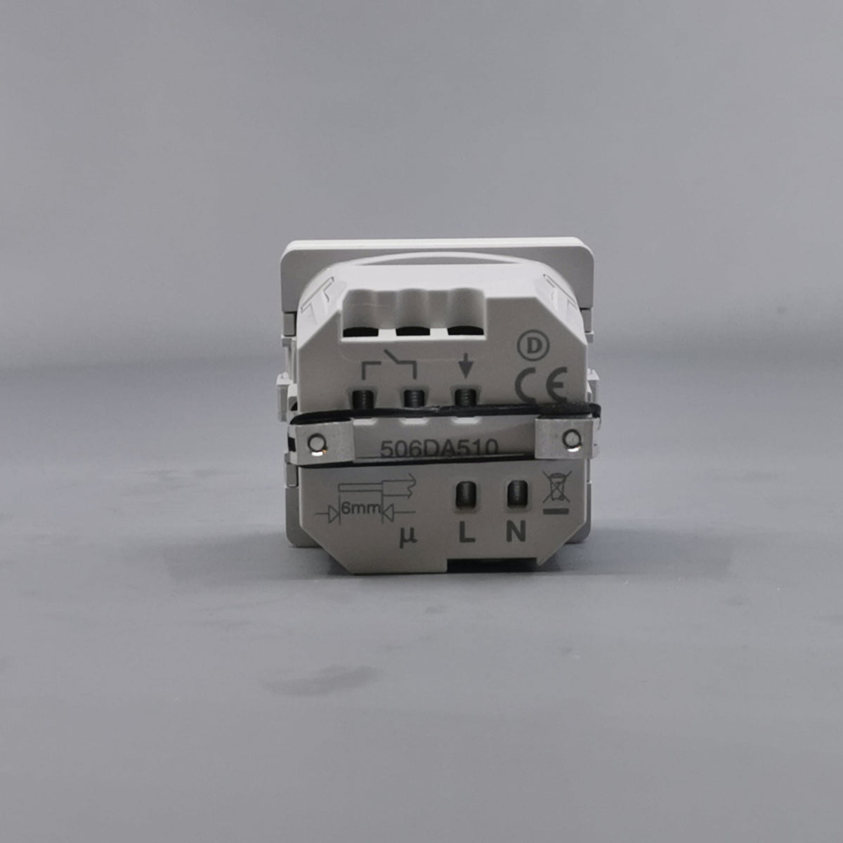 LK Fuga timer 1m 8A - hvid (360° frame 13)