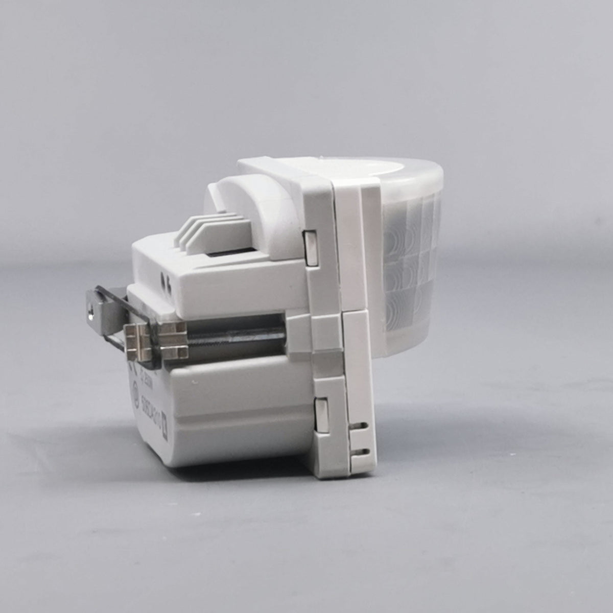 LK Fuga PIR sensor 180° 230V 250R - hvid (360° frame 18)