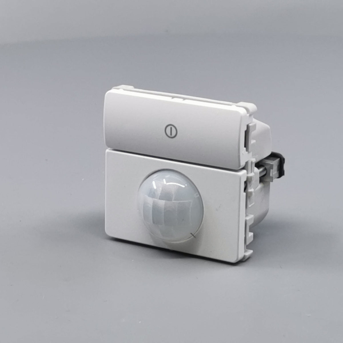FUGA PIR 10A HV (360° frame 3)
