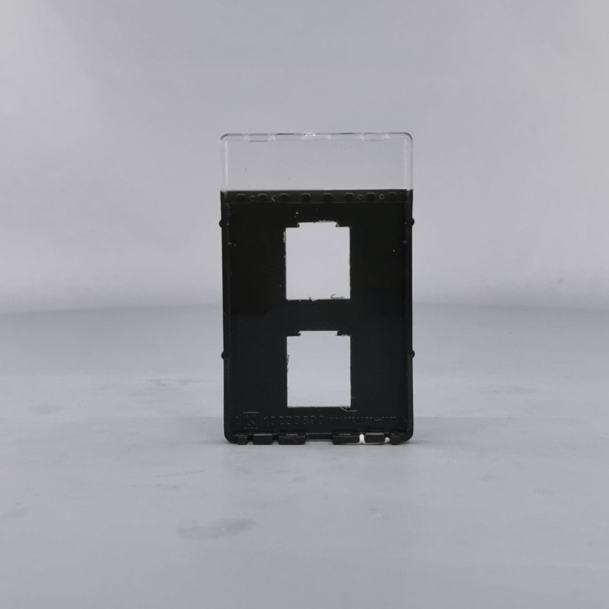 Afdækning for Fuga 1/2xRJ45 1½ modul kokgrå (360° frame 13)