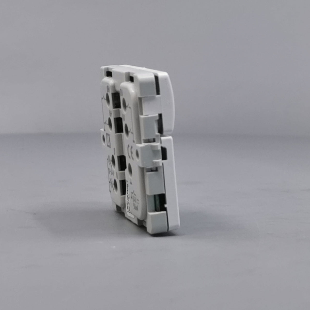 Fuga Svagstrømstryk 2 slutte hvid (360° frame 18)