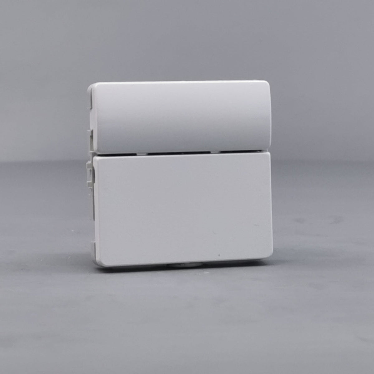 Fuga Svagstrømstryk 2 slutte hvid (360° frame 24)
