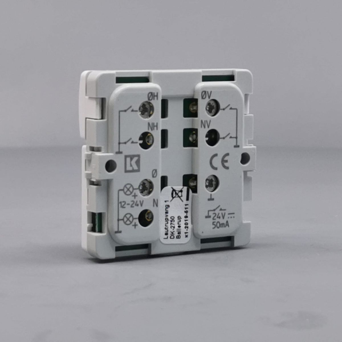 Fuga Svagstrømstryk 2 slutte og 1 lysdiode hvid (360° frame 11)