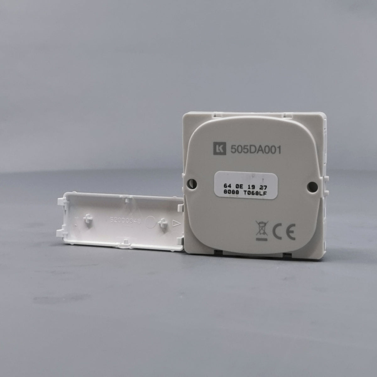 IHC Wireless FUGA Batteritryk 2 sl. hvid (360° frame 14)