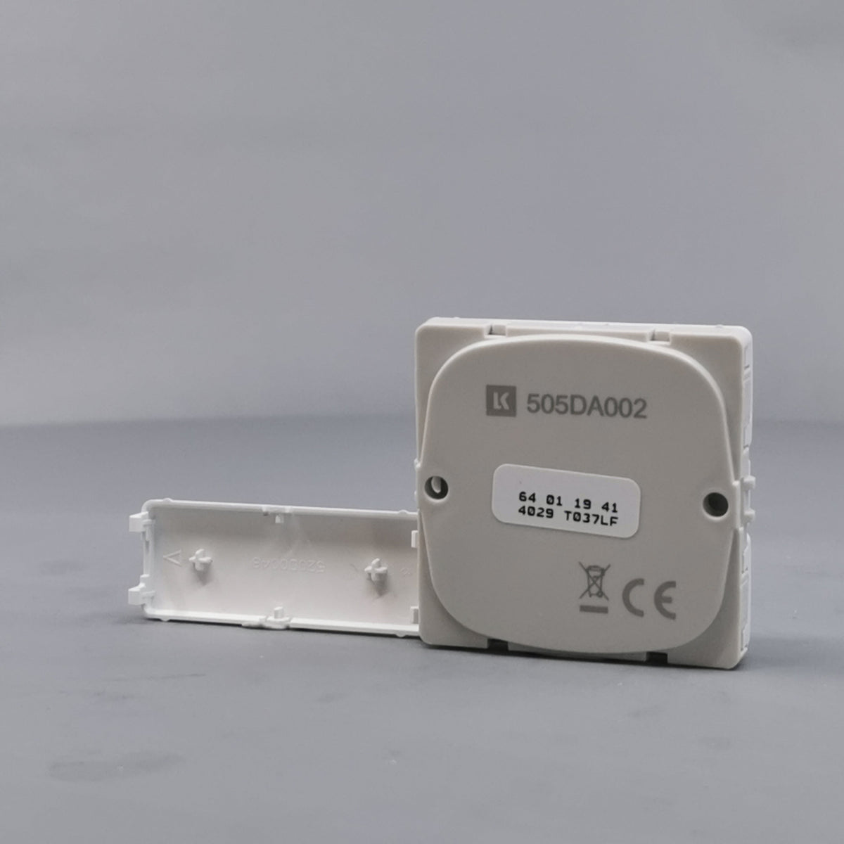 IHC Wireless FUGA Batteritryk 4 sl. hvid (360° frame 14)