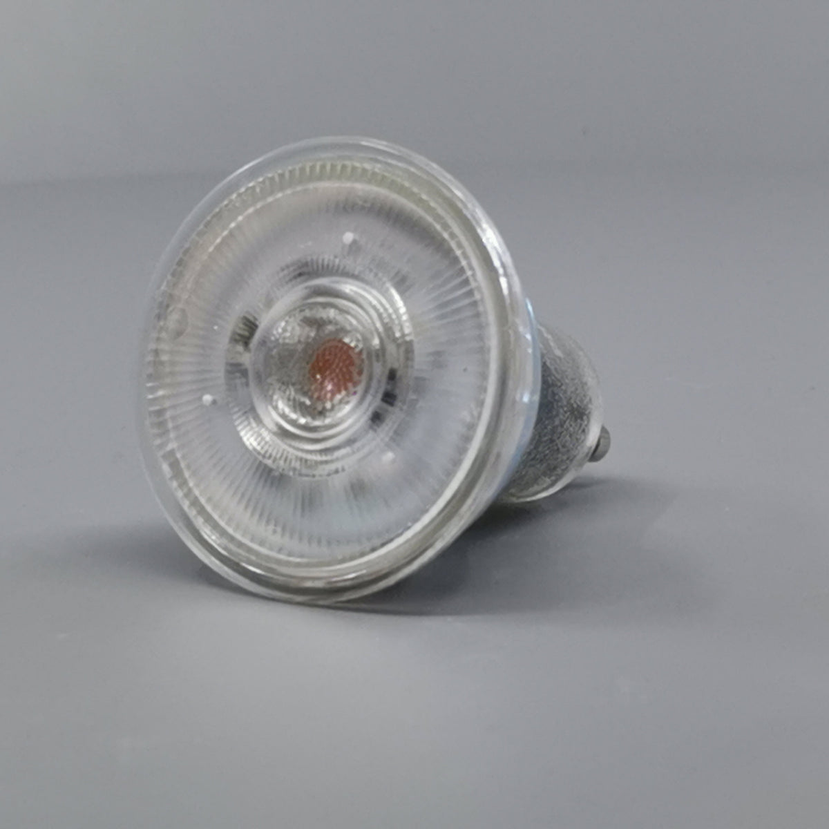 Philips Master 3,9W GU10 3000K dæmpbar 36° (A+) (360° frame 24)