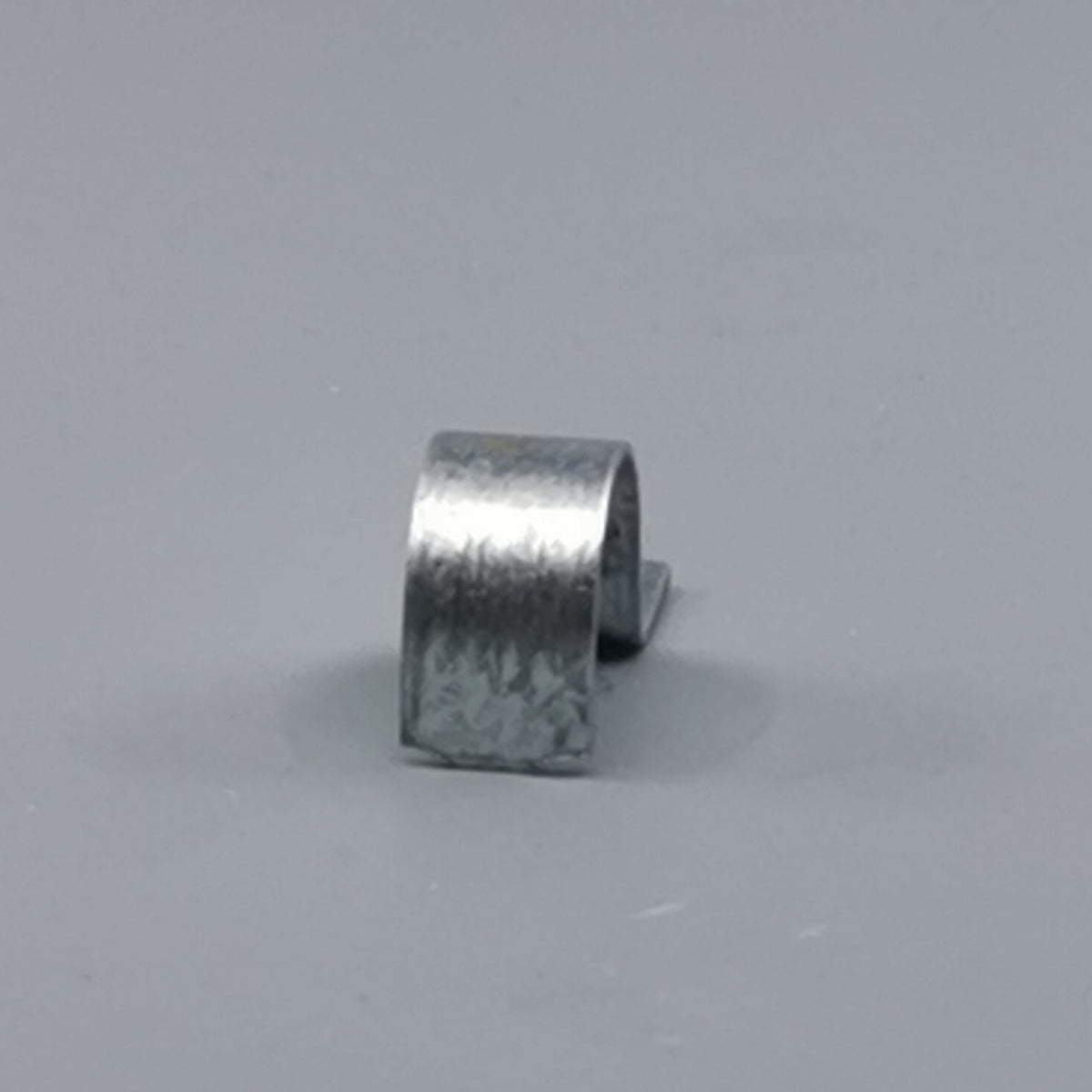 Kabelbøjle 16mm 1 lap forzinket - pr. stk. (360° frame 8)