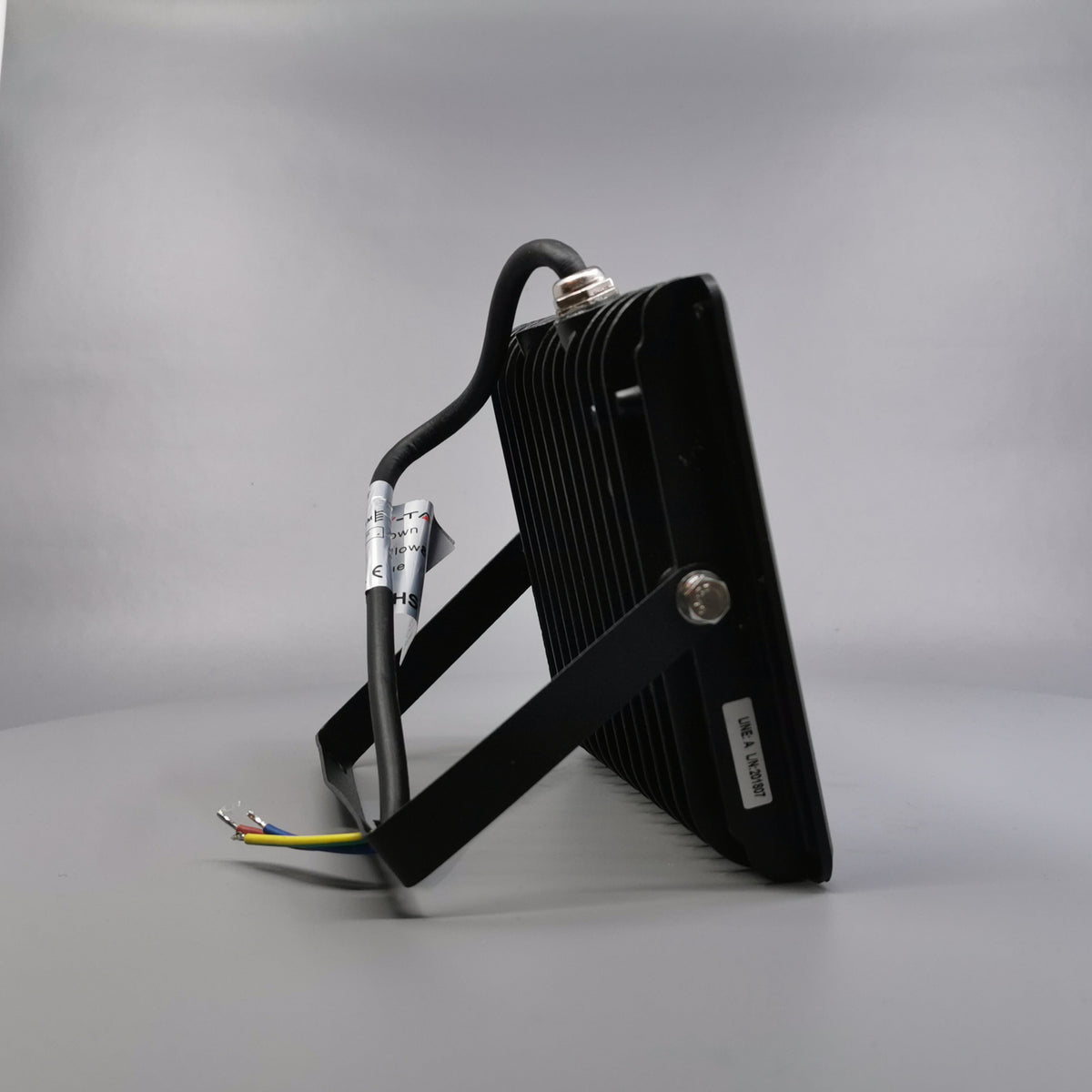 30W LED projektør 3000K 2550Lm sort (360° frame 18)