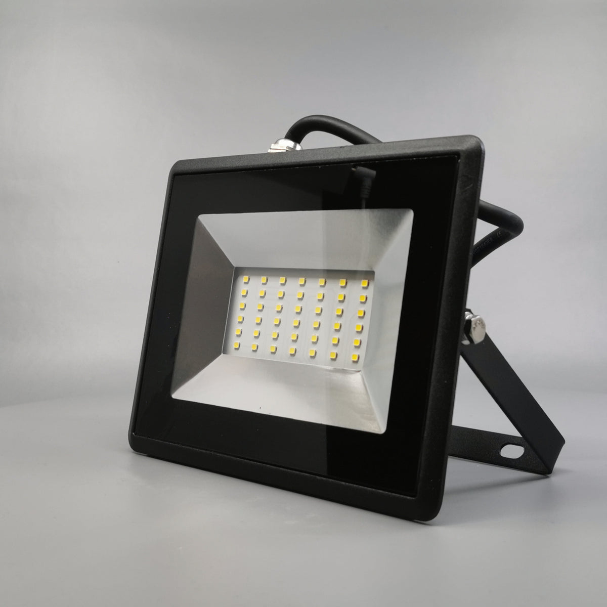 30W LED projektør 4000K 2550Lm sort (360° frame 4)