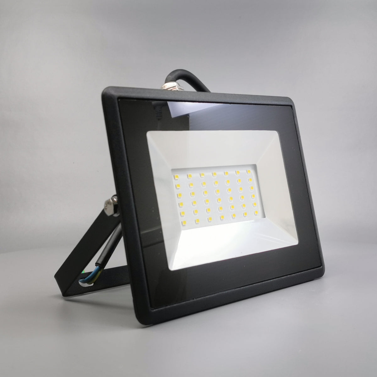 30W LED projektør 4000K 2550Lm sort (360° frame 22)