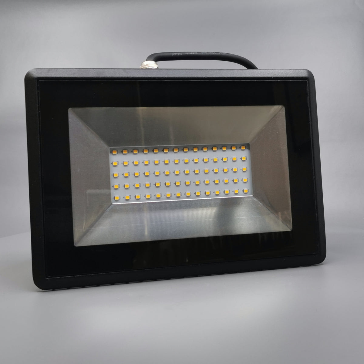 50W LED projektør 3000K 4250Lm sort (360° frame 24)