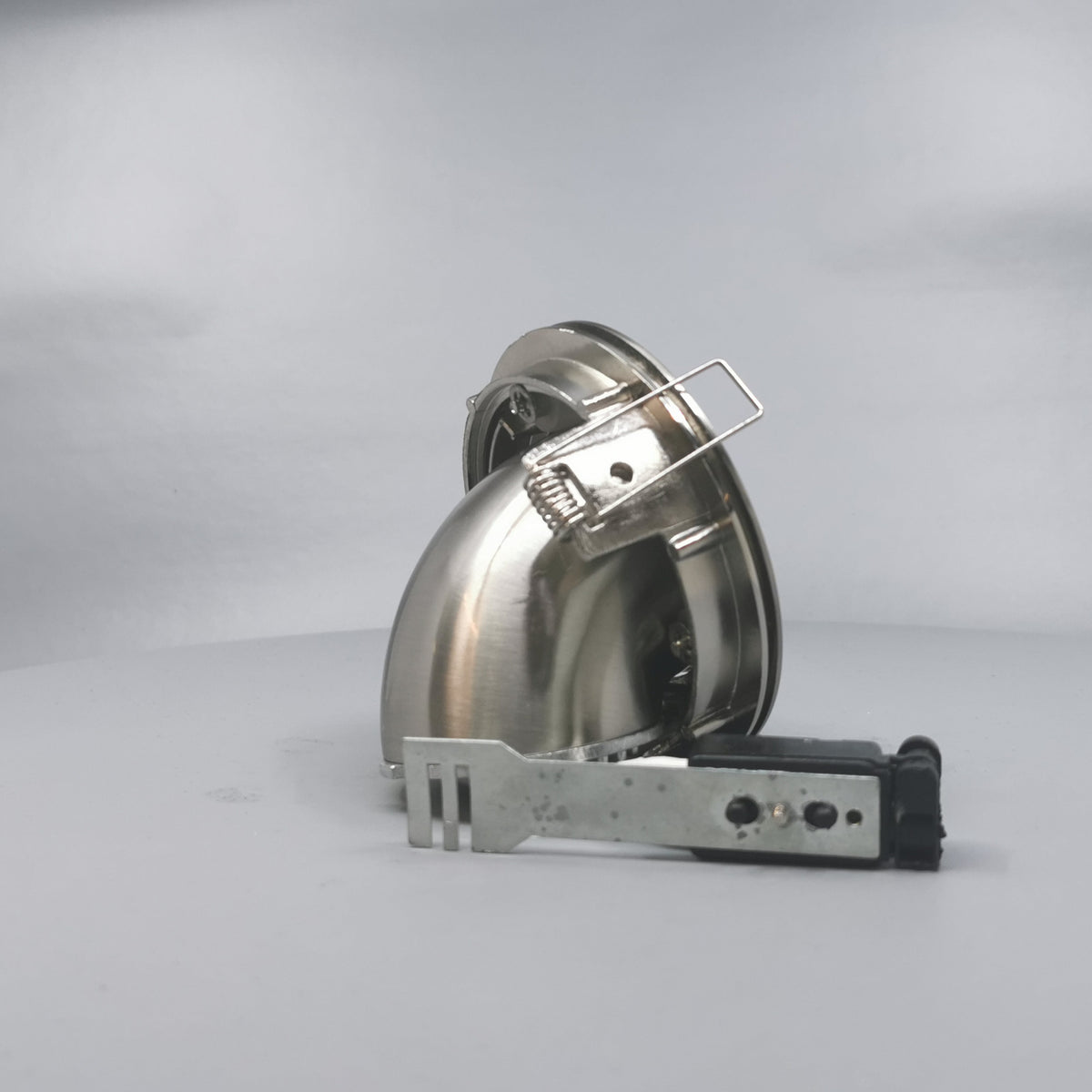 Downlight 12V GU4 max 50W Børstet 90° kipbar + 360° rotering (360° frame 17)