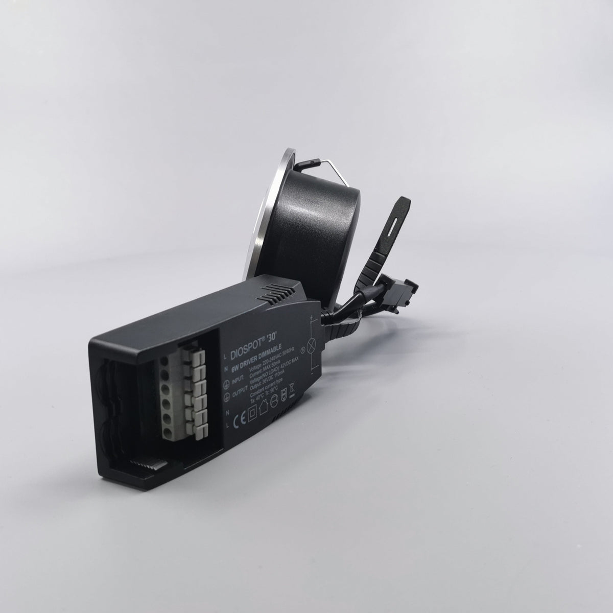 Diospot 30 V.2 6W 3000K 38° dæmpbar 32mm rund børstet (360° frame 8)
