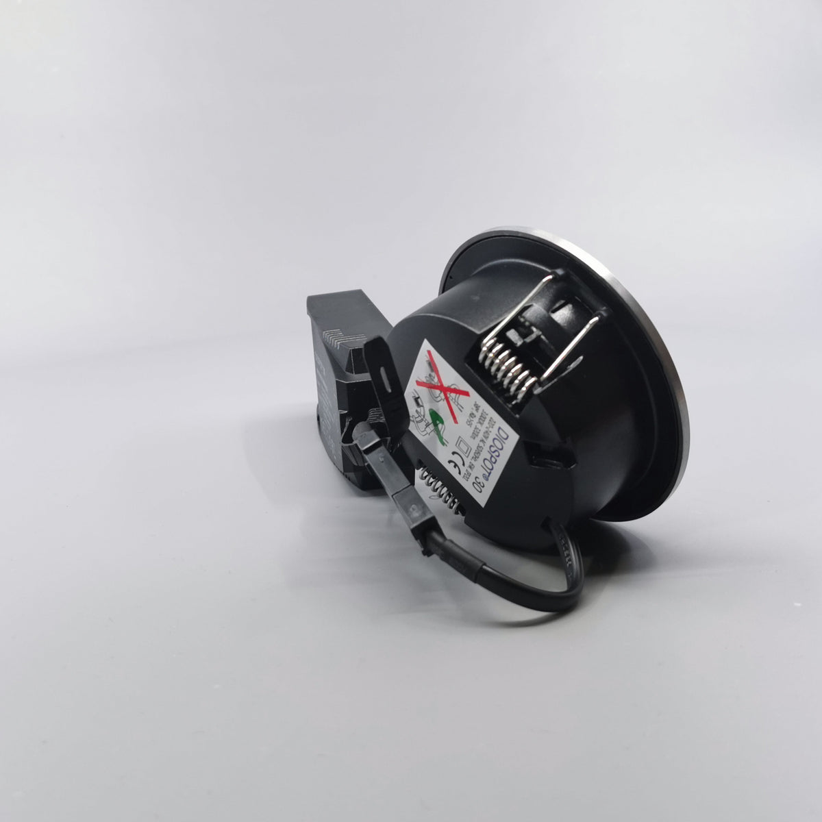 Diospot 30 V.2 6W 3000K 38° dæmpbar 32mm rund børstet (360° frame 17)
