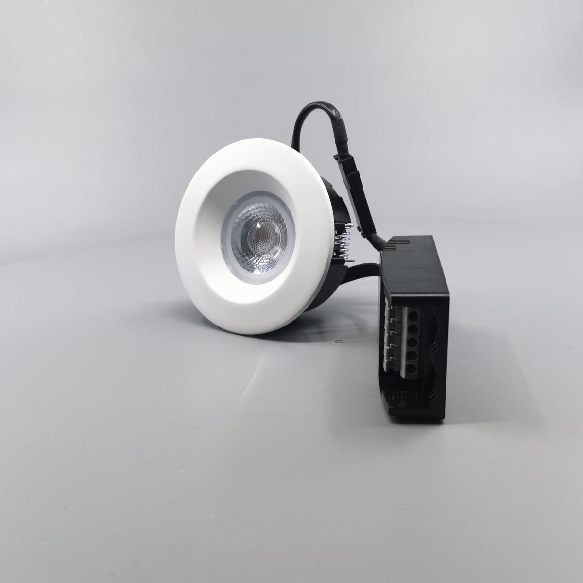 Diospot 30 One 6W 3000K 38° dæmpbar 32mm - hvid (360° frame 4)