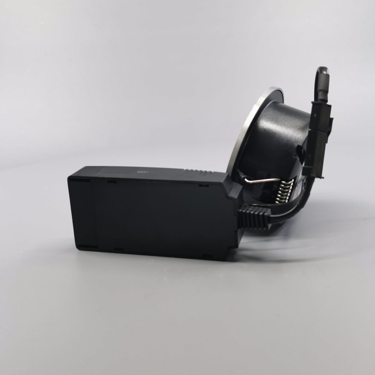Diospot 30 One 6W 2700K 38° dæmpbar 32mm - børstet (360° frame 10)