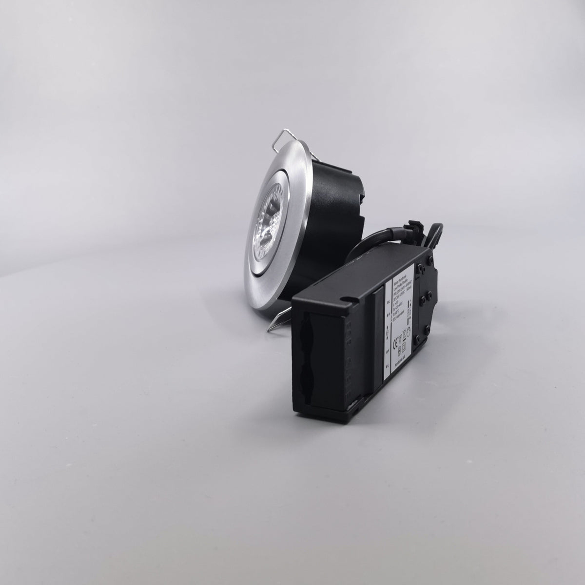 LED spot m. 6W 35° - rund børstet 33mm Type: 3502 (360° frame 7)
