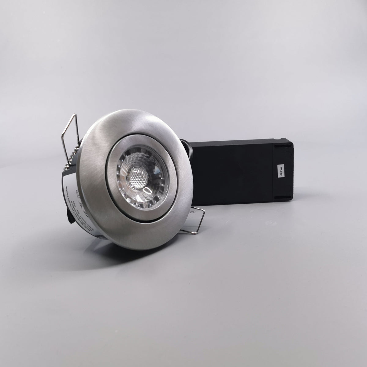 LED spot m. 6W 35° - rund børstet 33mm Type: 3502 (360° frame 23)