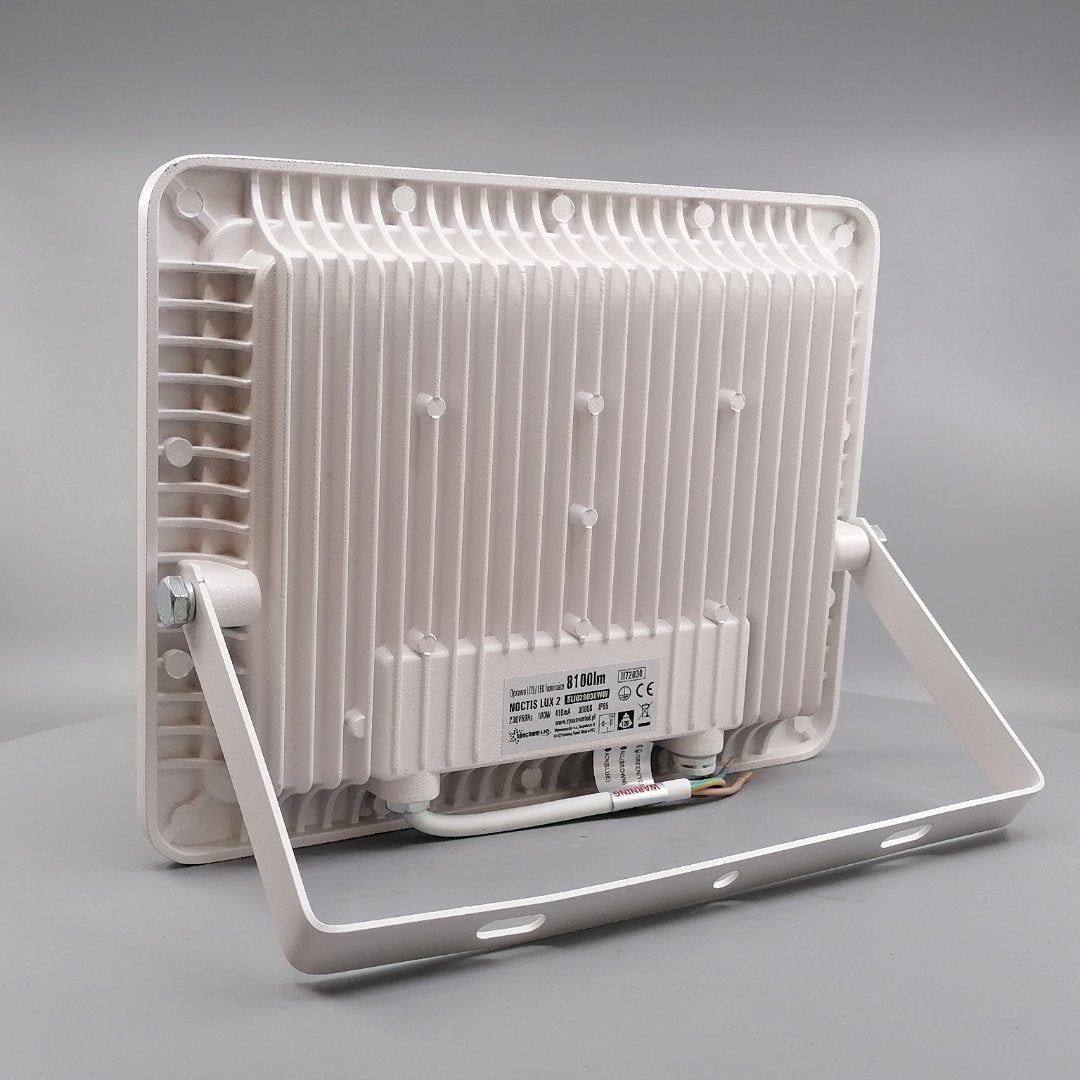 100W LED Projektør 3000K 8100 Lumen (360° frame 11)