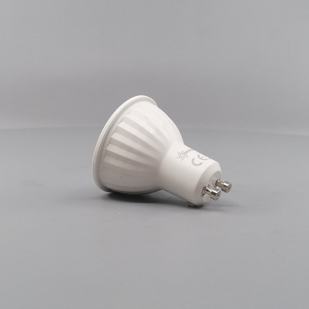 4W LED GU10 Pære 3000K 360 Lm (360° frame 7)
