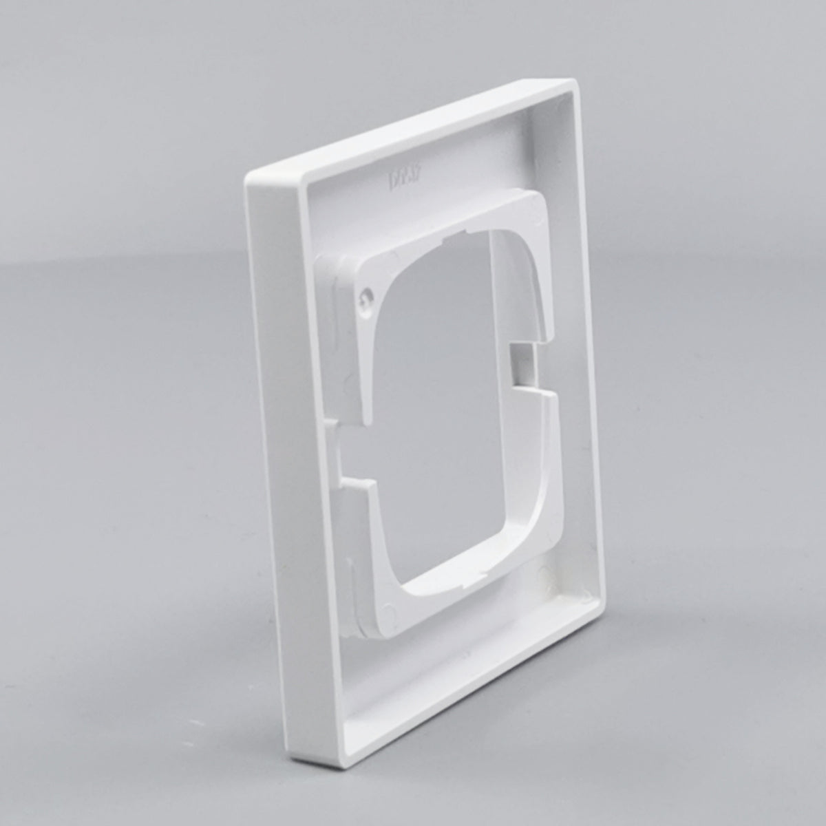 LK Fuga ramme Baseline 68 1m - hvid (360° frame 9)