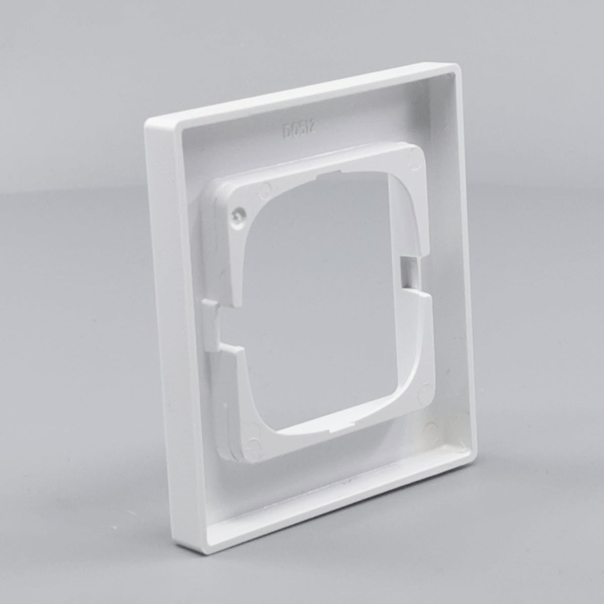 LK Fuga ramme Baseline 68 1m - hvid (360° frame 10)