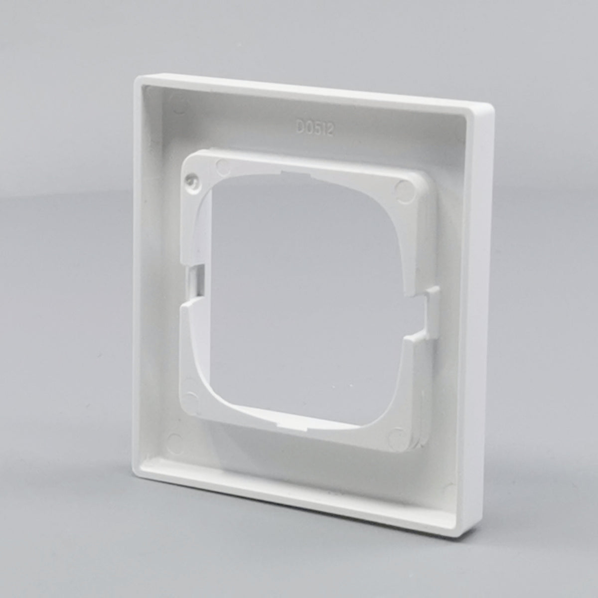 LK Fuga ramme Baseline 68 1m - hvid (360° frame 15)