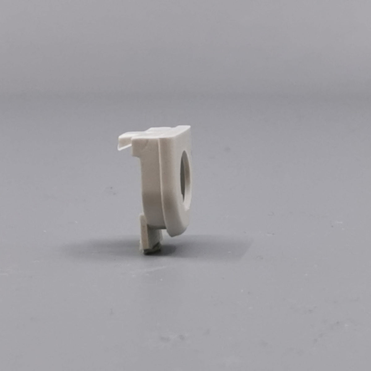 Plasttylle for rund kabel lysegrå (360° frame 20)