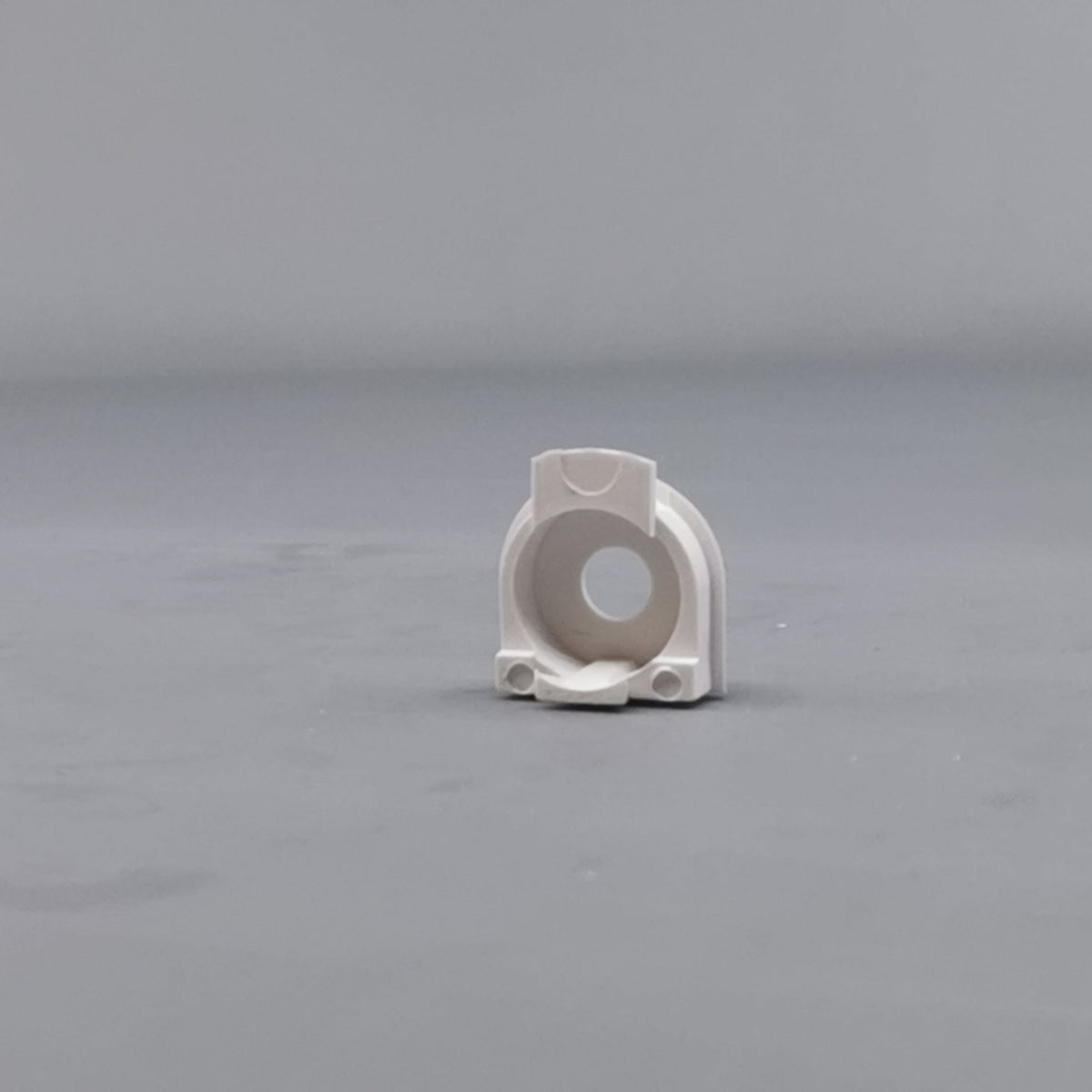 Plasttylle for rund kabel hvid (360° frame 14)