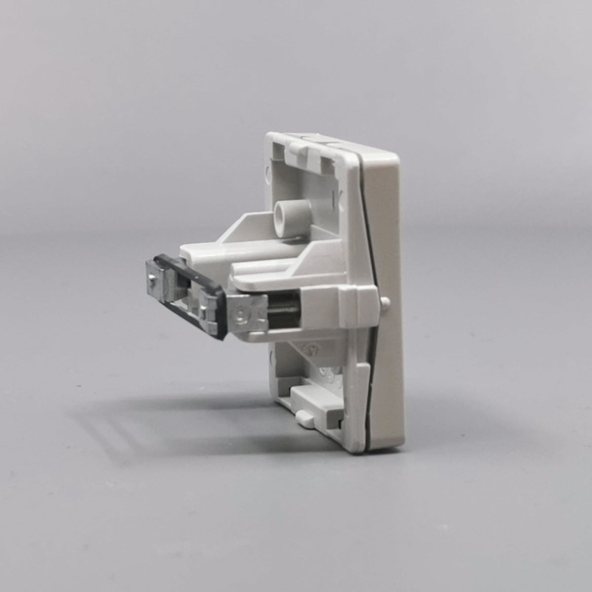 LK Fuga blænddæksel 1 modul - lysegrå (360° frame 18)