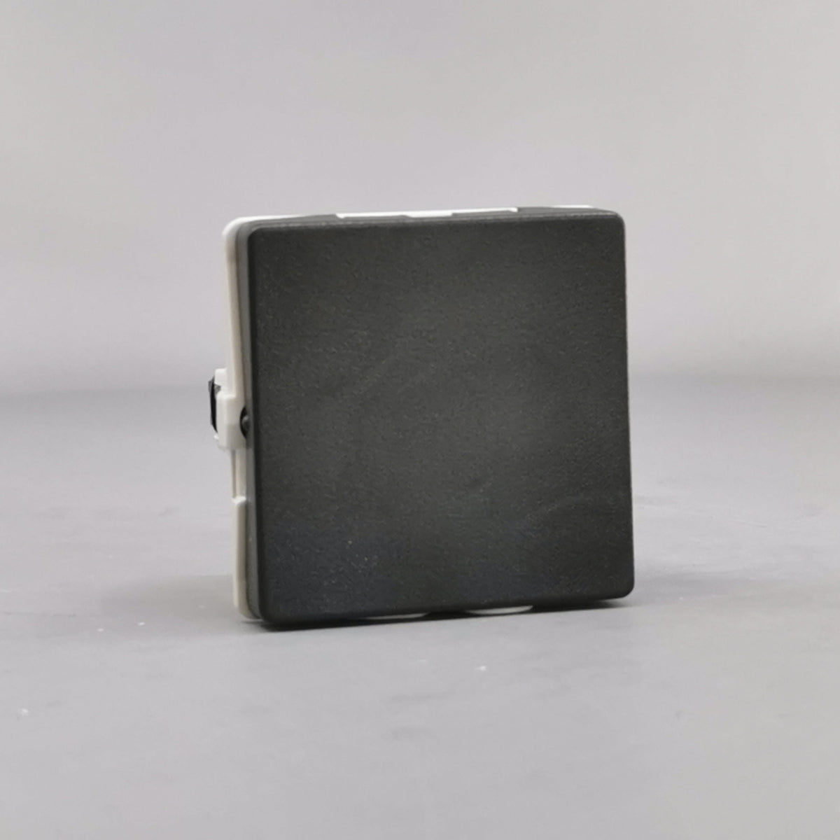 Fuga 1 modul blænddæksel koksgrå (360° frame 24)