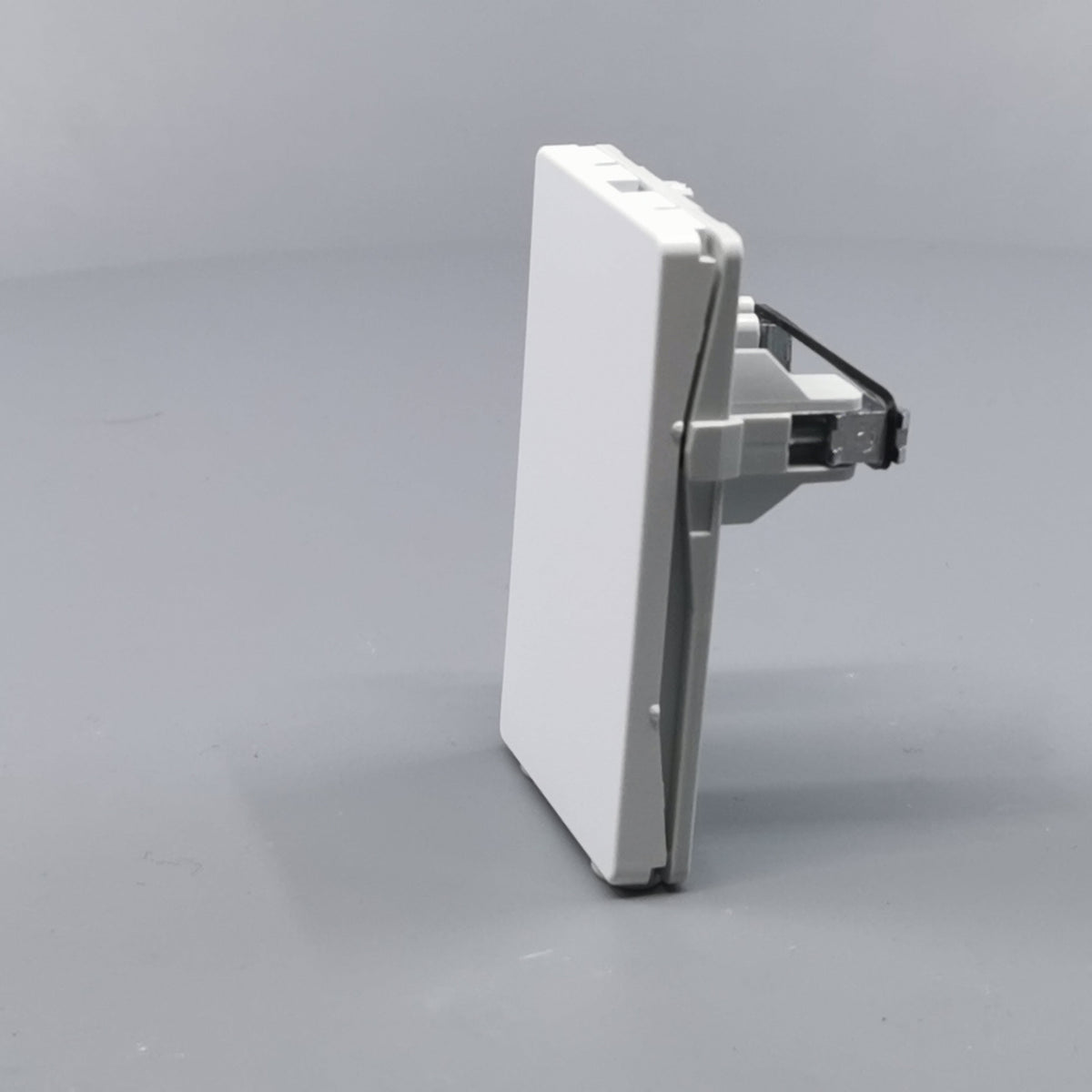 Fuga blænddæksel 1½ modul - hvid (360° frame 6)