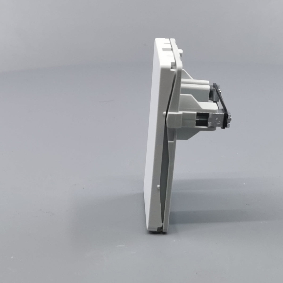 Fuga blænddæksel 1½ modul - hvid (360° frame 7)