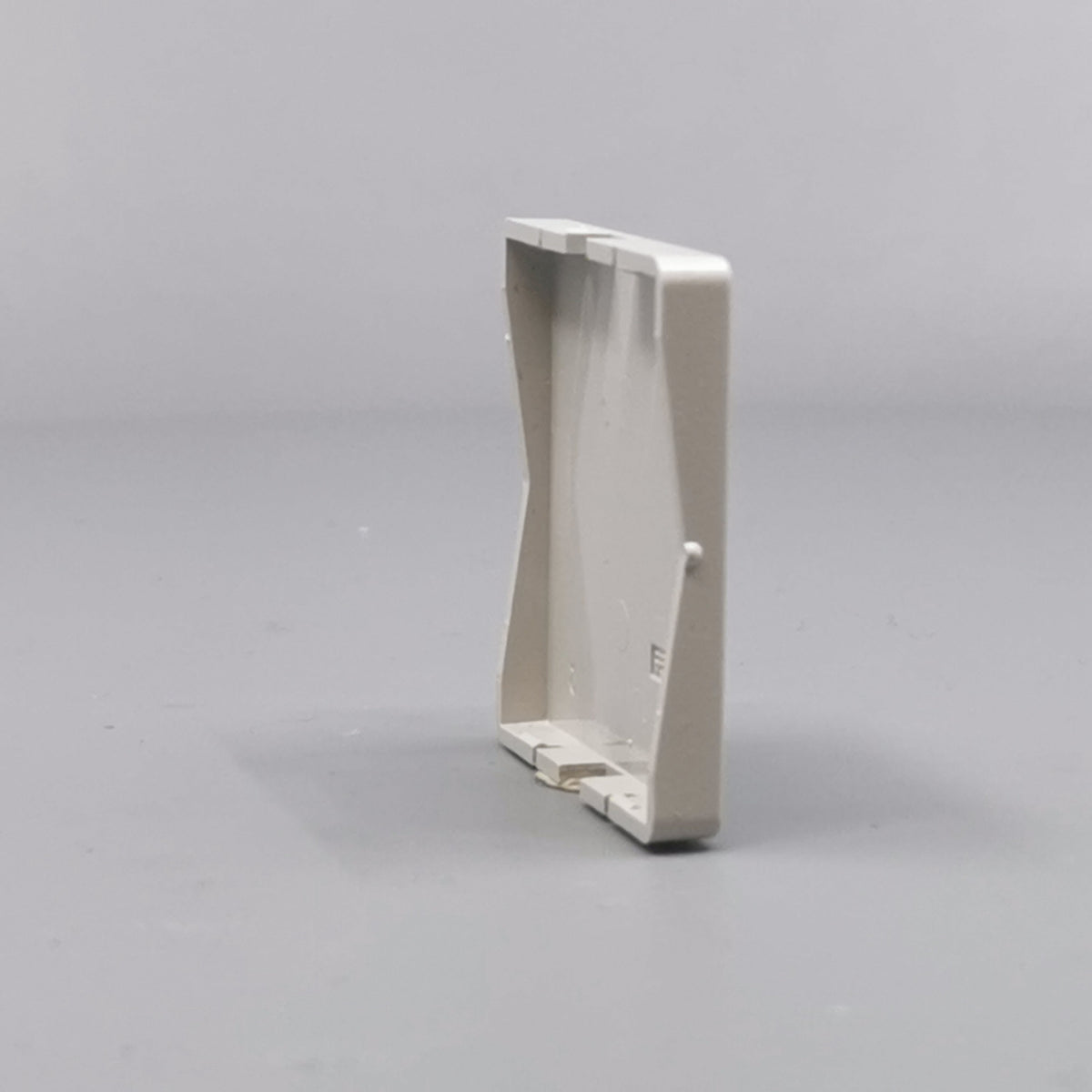 Fuga Afdækning 1 modul for blænddæksel lysegrå (360° frame 18)