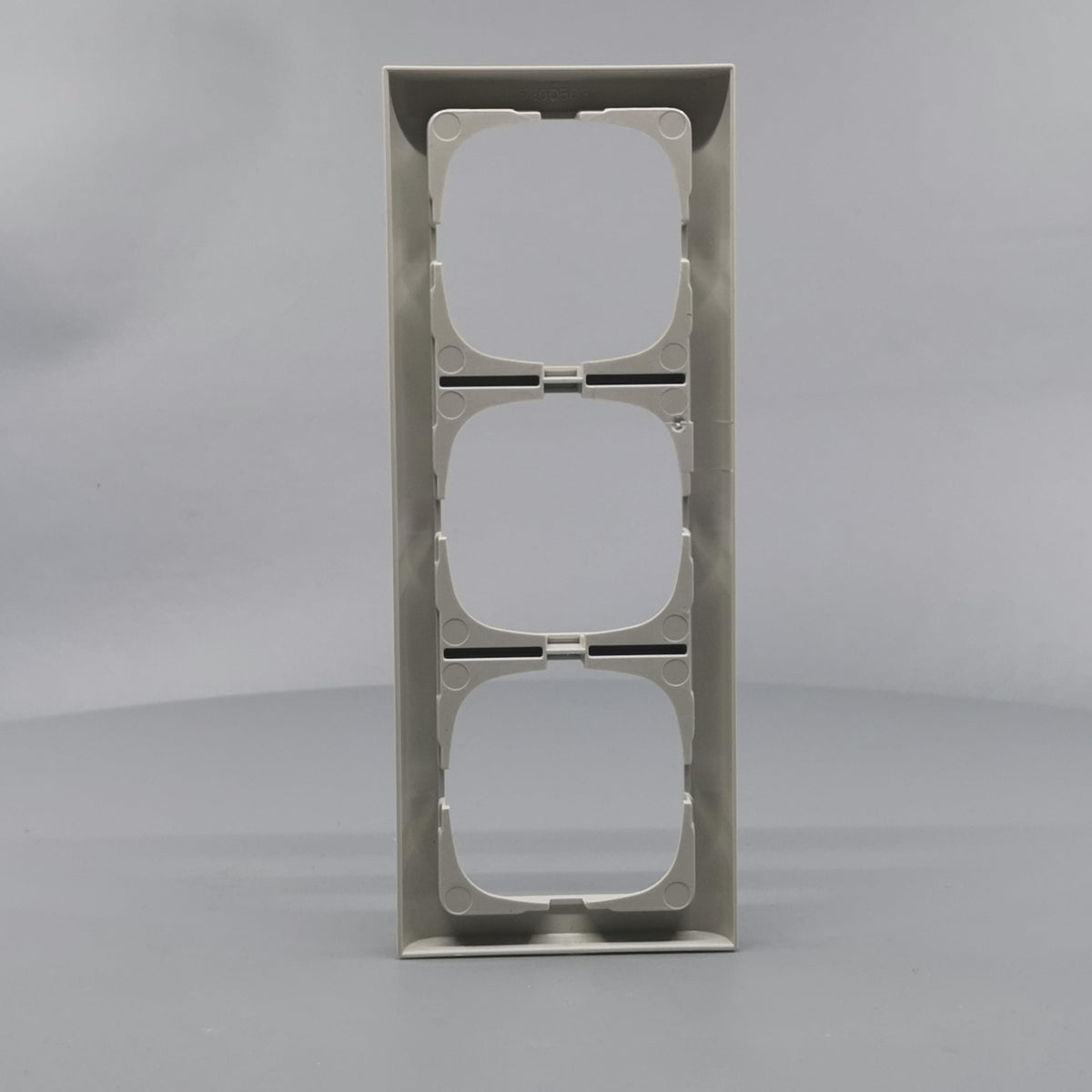 LK Fuga ramme Softline 63 3m - lysegrå (360° frame 13)