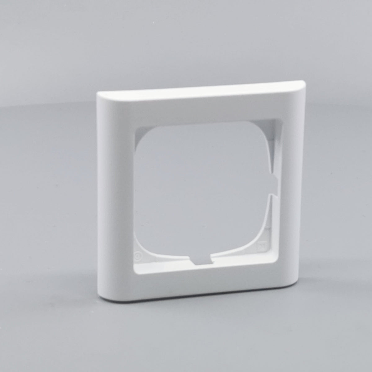 LK Fuga ramme Softline 63 1m - hvid (360° frame 24)