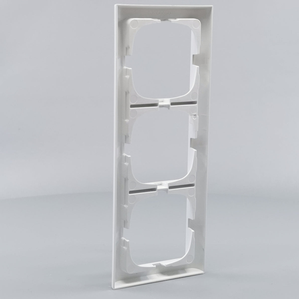 LK Fuga ramme Softline 63 3m - hvid (360° frame 11)