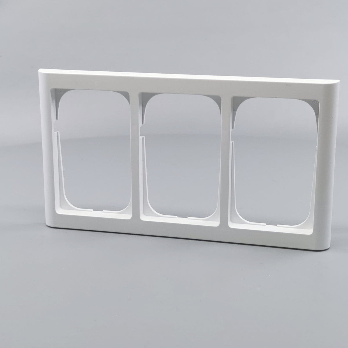 LK Fuga ramme Softline 63 3x1½m - hvid (360° frame 2)