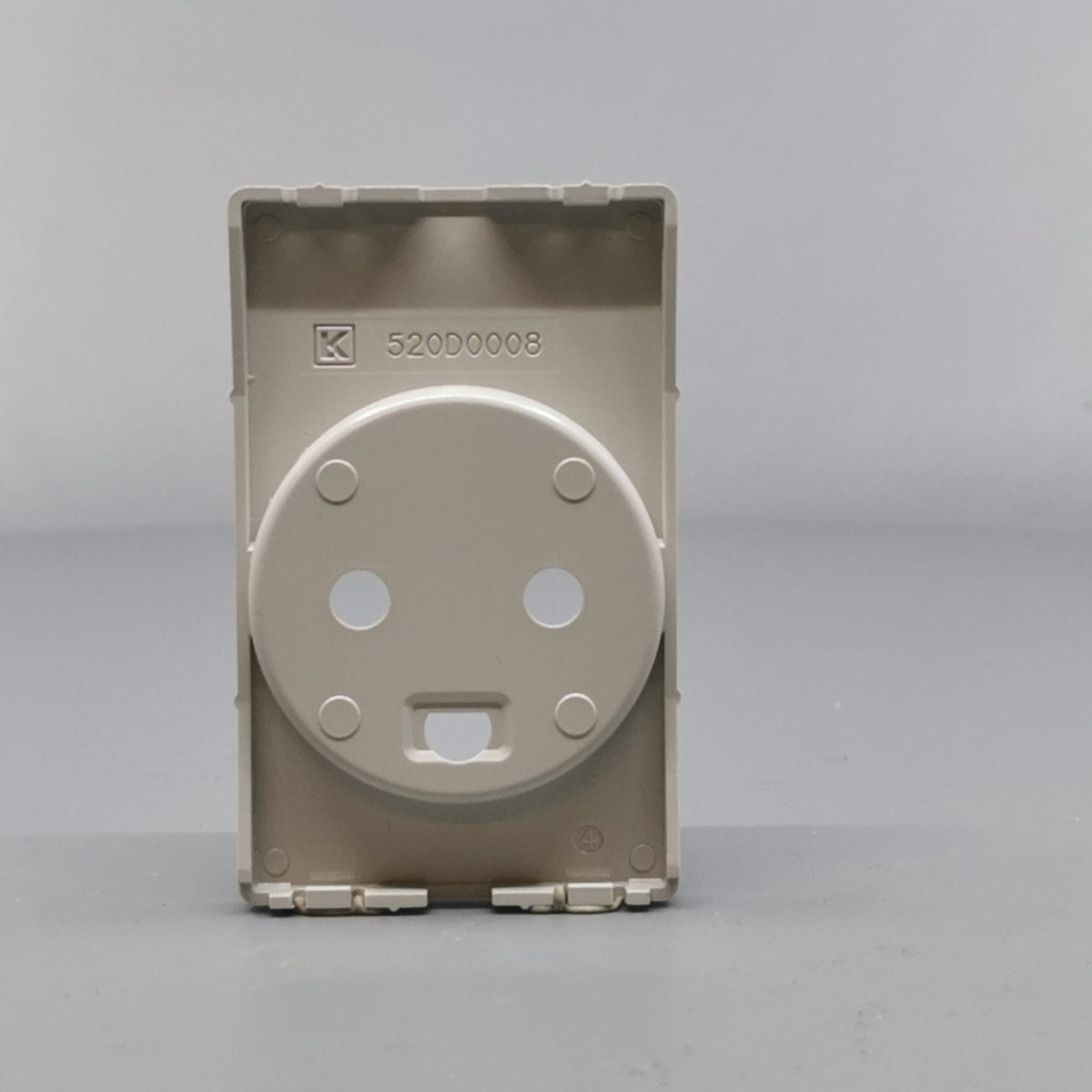 Fuga Afdækning for stikkontakt 1½ modul lysegrå (360° frame 13)