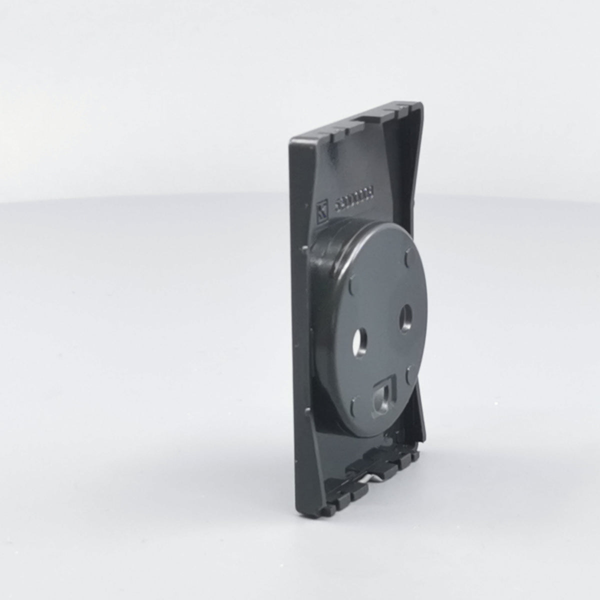 Fuga Afdækning for stikkontakt 1½ modul koksgrå (360° frame 9)