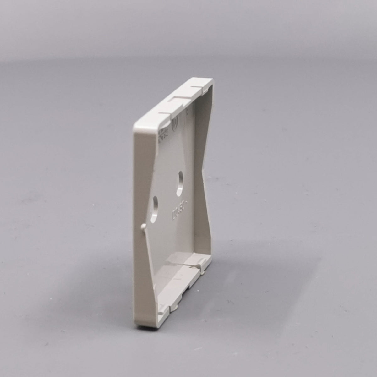 FUGA afdækning for stikkontakt 1m. u. j - gl type (360° frame 8)