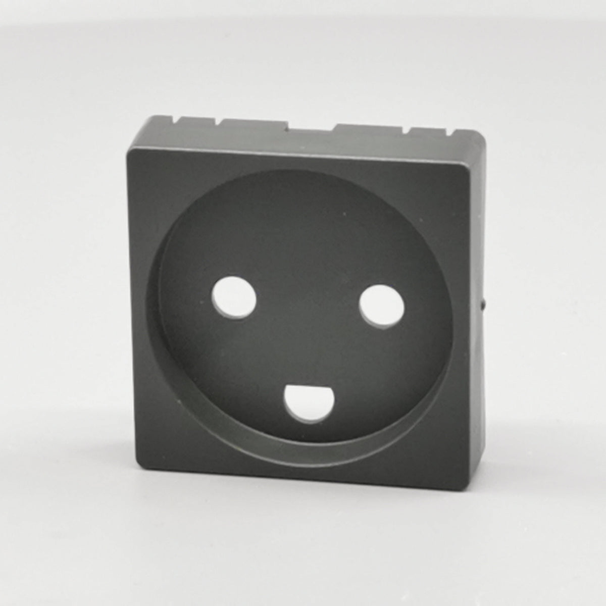 afdækning for stikkontakt 1 modul koksgrå (360° frame 2)