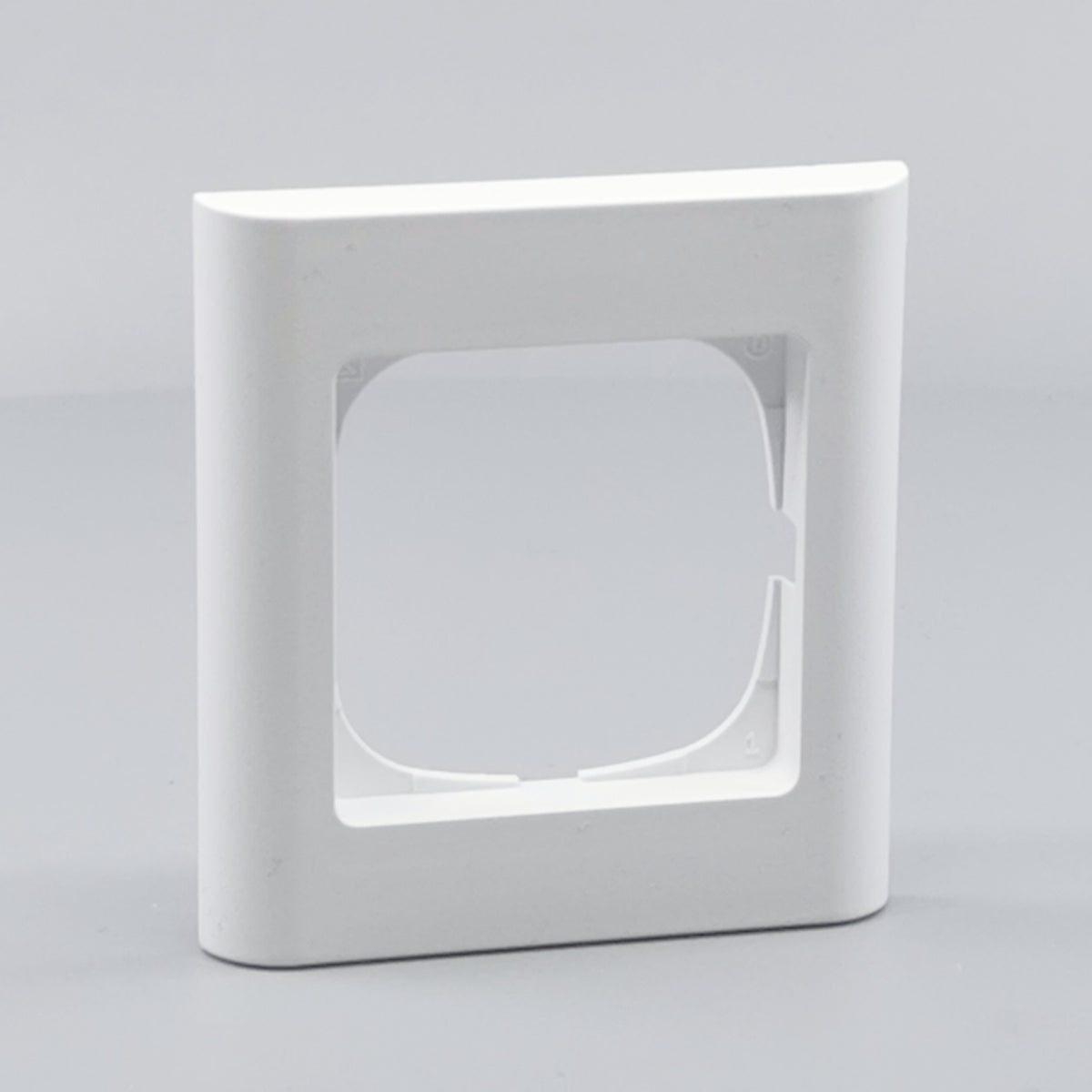 LK Fuga ramme Softline 68 1m - hvid (360° frame 24)