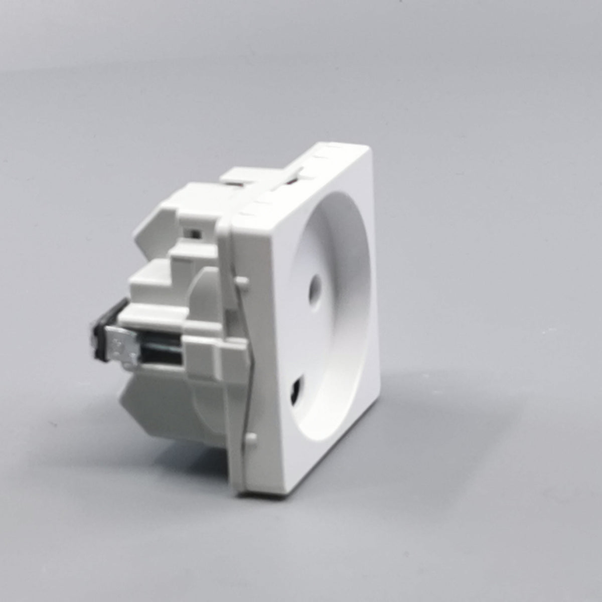 Fuga stikkontakt med jord 1 modul 2-pol - hvid (360° frame 20)
