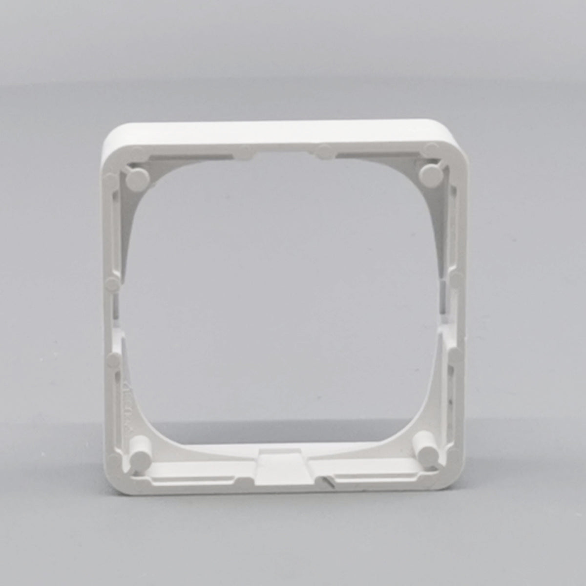 LK Fuga ramme Baseline 50 1m 14mm høj - hvid (360° frame 13)