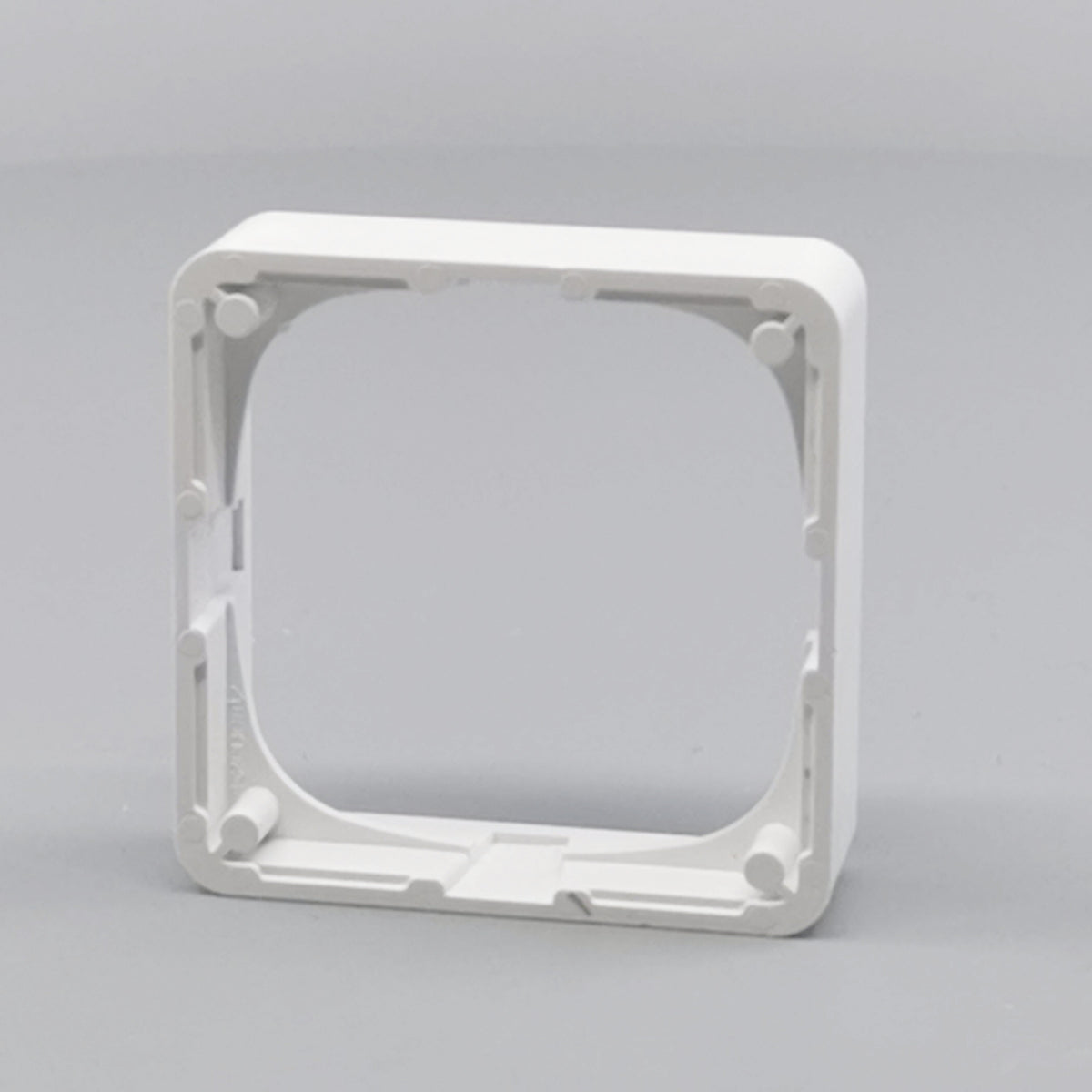 LK Fuga ramme Baseline 50 1m 14mm høj - hvid (360° frame 14)