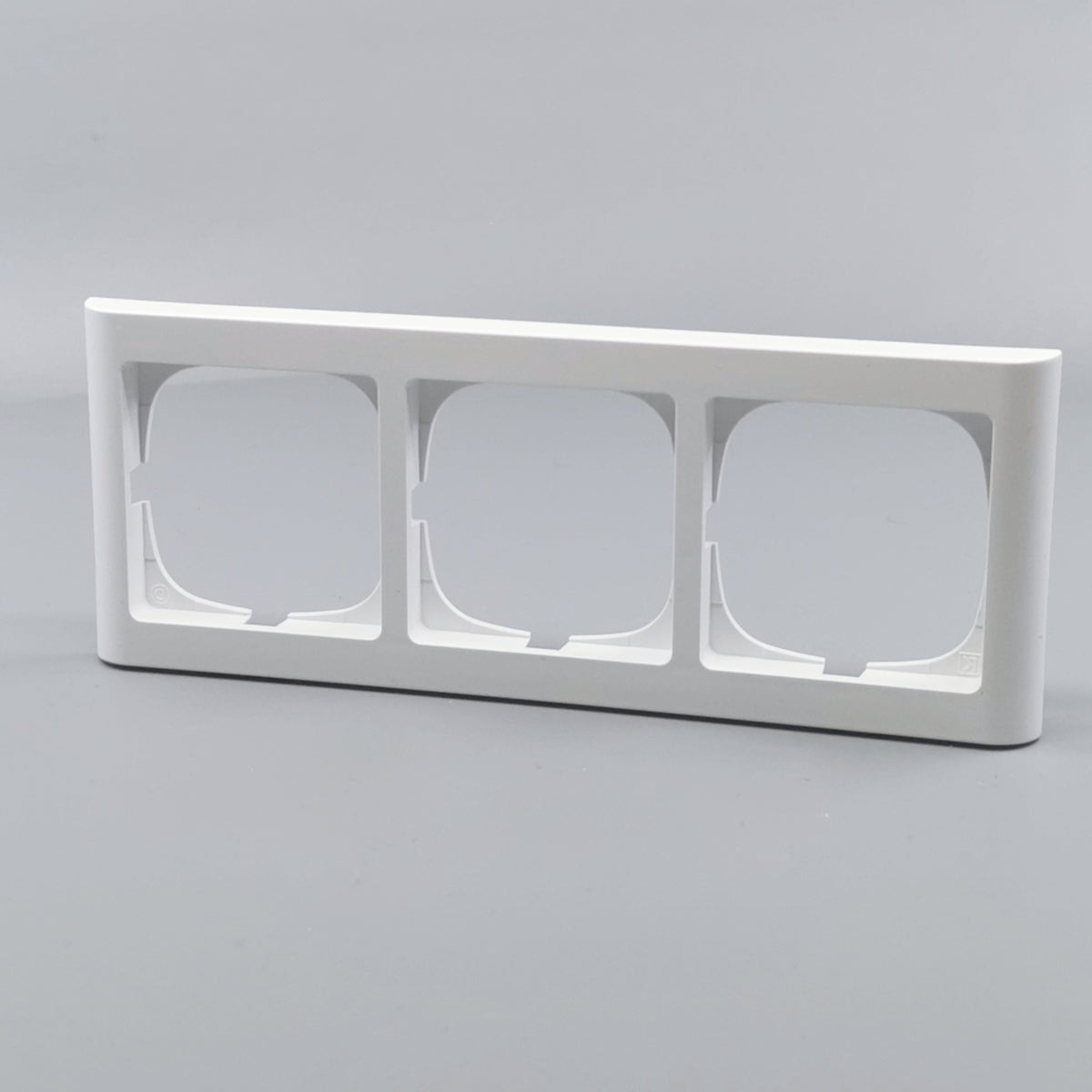 LK Fuga ramme Softline 63 3m vandret - hvid (360° frame 2)