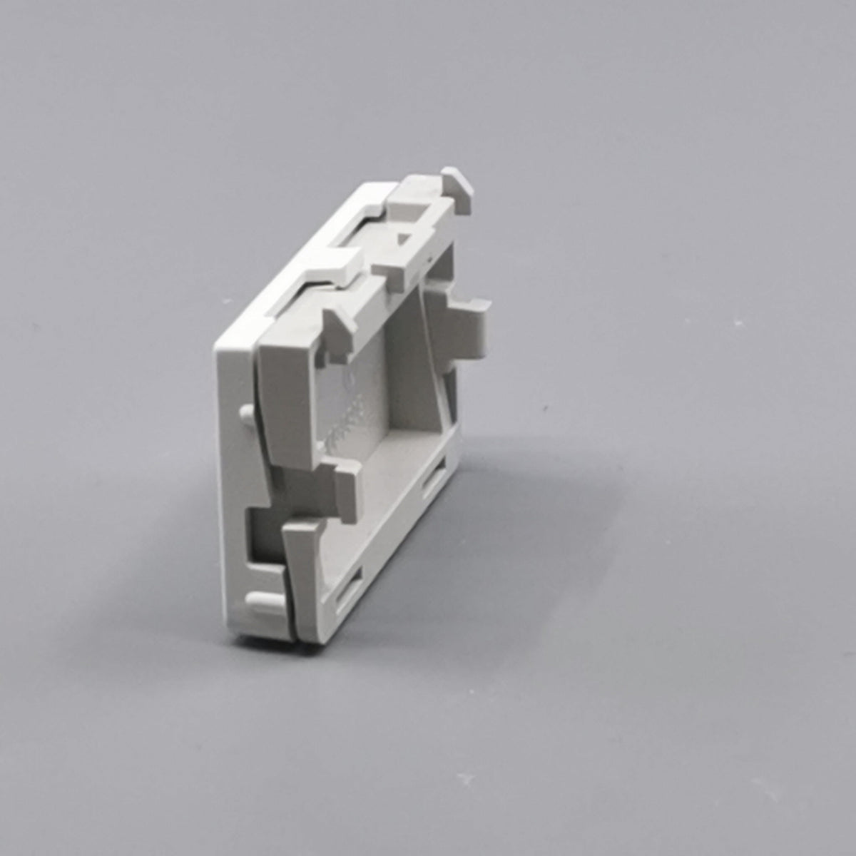 Fuga blænddæksel til 1½ modul ramme - hvid (360° frame 8)